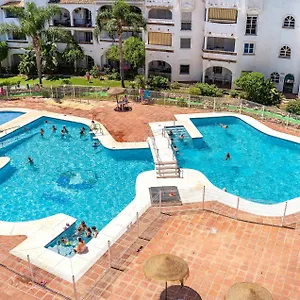 2 Bedroom In Appartement Benalmádena