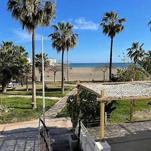 1st Line Beachfront With Direct Access To Benalmádena