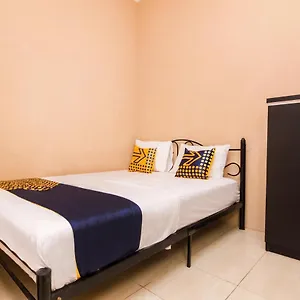 Spot On 2755 Zainab Syariah Hotel Nongsa