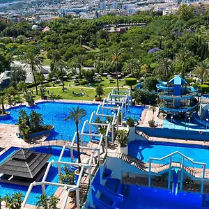 Benal Beach, Luxury Sea & Mountain View Beachside 1 Bedroom Apartment Benalmadena