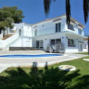 Villa Luxury 7 Bedroom Heated Pool Hot Tub 5 Mins From The Sleeps 16 *