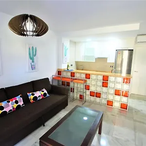 Apartamento Andalucía - A 100 Metros De La Playa - Piscina - Excelente Conexión Wifi *