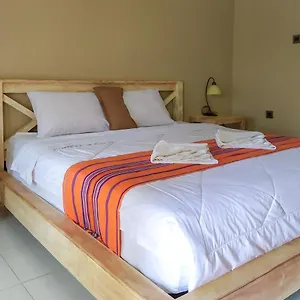 Hotel Oyo 2823 Artati And Restaurant Selong Belanak