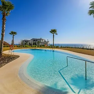 Luxury Penthouse With Jacuzzi And Seaviews Апартаменты *