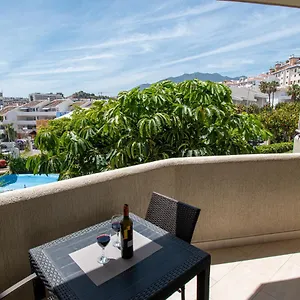 Benal Superb Front 1 Bedroom Apartment, Sleeps 5 *