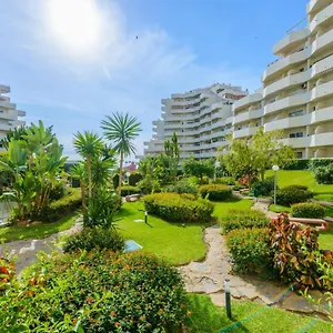 Апартаменты Premium In Benalbeach,