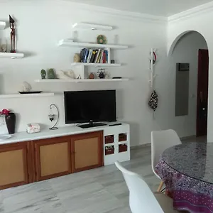 Apartamento Cerca Del Mar Con Piscina Y Parking. Апартаменты