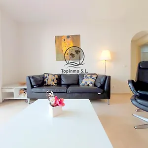 Nordic 1 Bedroom On Island Complex In Marina Harbour Бенальмадена