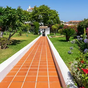 Cosy Gem In Pueblo El Jardin By Costarentals - Ref 136 *