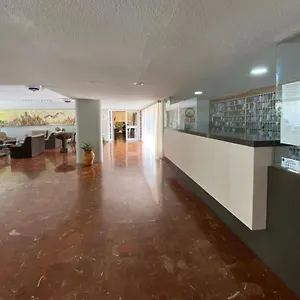 Centrico Con Vistas Y Piscinas Бенальмадена