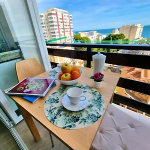 Апартаменты Pleasant With Sea View In 30 M² Pool Бенальмадена