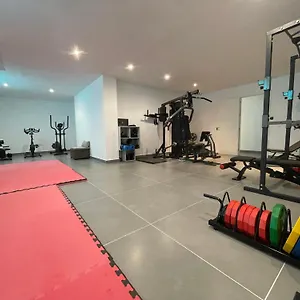 Stunning In With Amazing Views, Pool And Large Gym Benalmádena