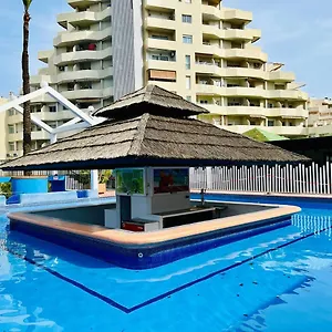 Benal Beach, Benalmadena, Costa Del Sol * Benalmádena