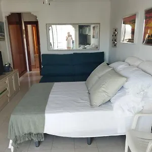Estudio En Residencial Maites, Primera Linea Playa. * Benalmádena