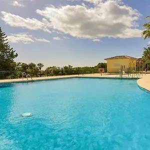 Vivienda Cronos Golf * Benalmadena