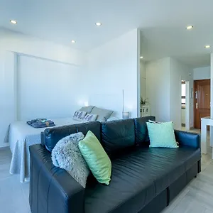 797 - Renovado Con Hermosas Vistas Benalmádena