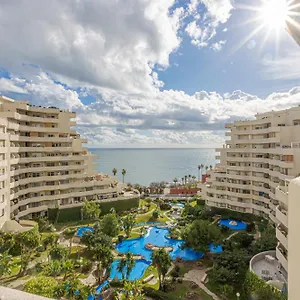 New Wonderful Holidays Benalbeach Apartment