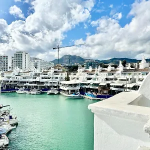 Wonderful In Puerto Marina Appartement