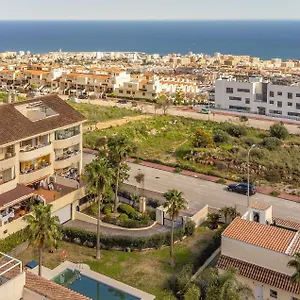 1 Bedroom Beautiful In Appartement *