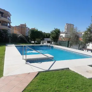 2 Bdr With Excellent Location With Pool * Benalmádena