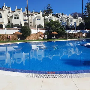 Charming House Next To The Sea Hébergement de vacances *