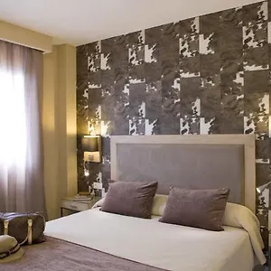 Hydros And Hotel 4*