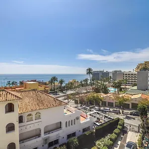 Precioso Al Lado De La Playa Бенальмадена