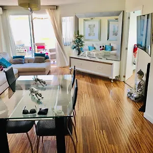 Luxury In Marina *