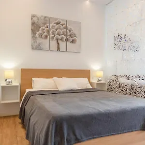 Aloha Playa Apartment *