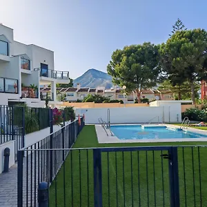 Casa Y Paz Cortijo De Mena Entorrequebrada * Benalmadena